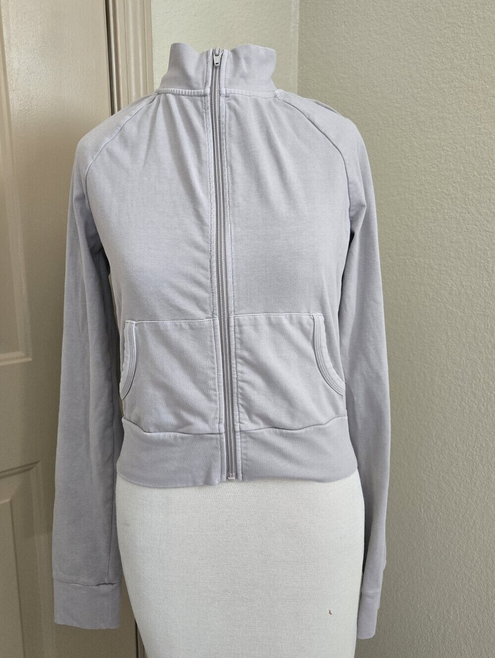Skims crop gray zip up light jacket M